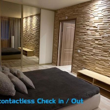 Oak Lounge Lux Apartment Рига Екстериор снимка